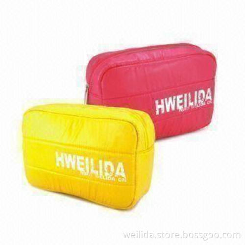 Cosmetic Bags, Made of 50D Polished Polyester Material, Sized 18 x 6 x 12cm